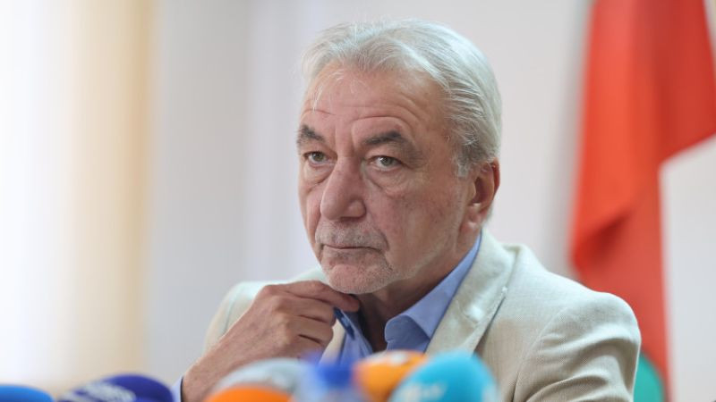 КЗК очаква близо 1200 производства по обществени поръчки до края на годината